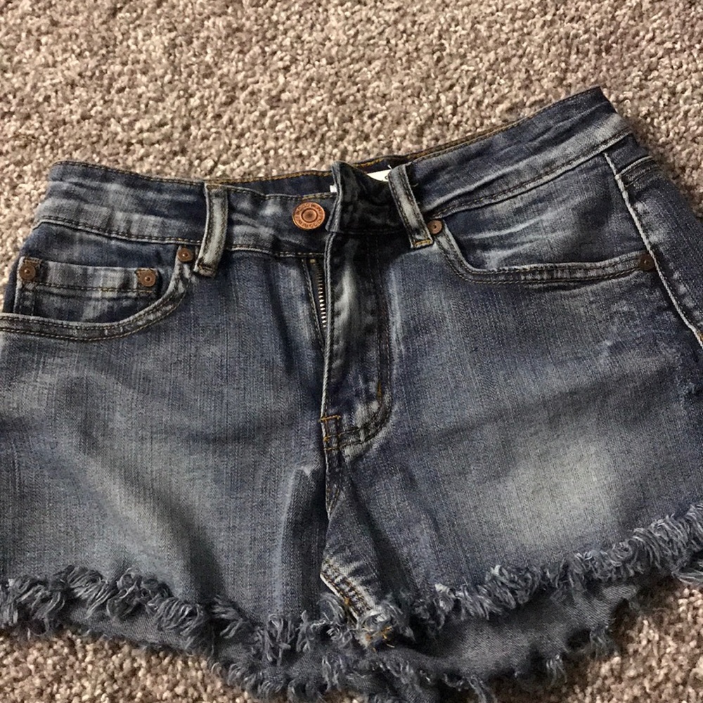 Short shorts size 5